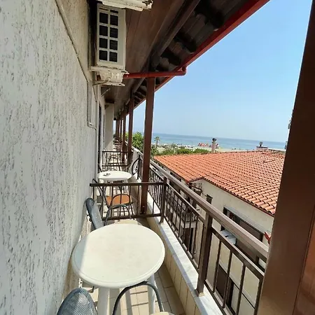 Hotel Afrodite Néoi Póroi