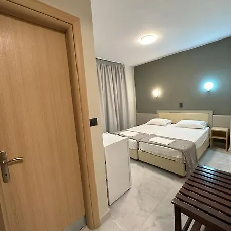 Afrodite 3* Néoi Póroi