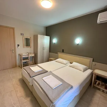 Afrodite Hotel Néoi Póroi