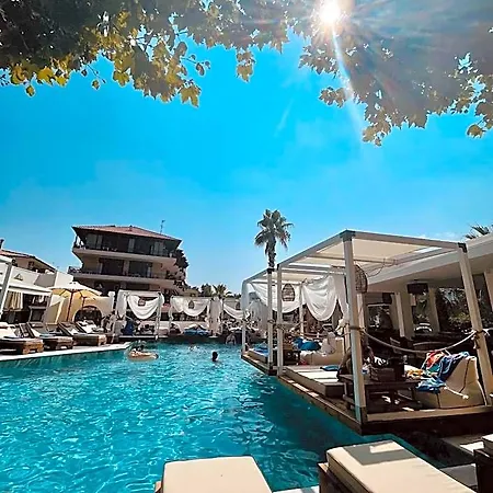 Afrodite Hotel 3*