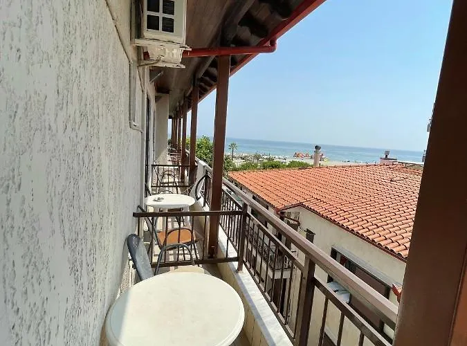 Hotel Afrodite Neoi Poroi