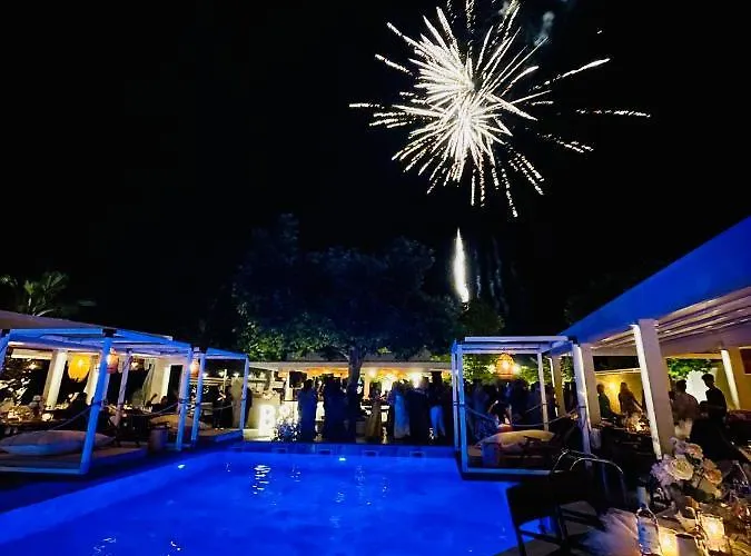 Afrodite 3* Néoi Póroi