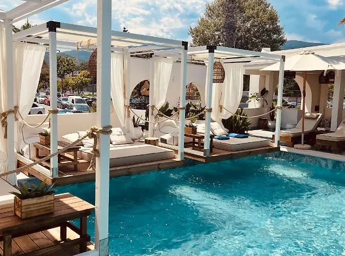 Hotel Afrodite Neoi Poroi