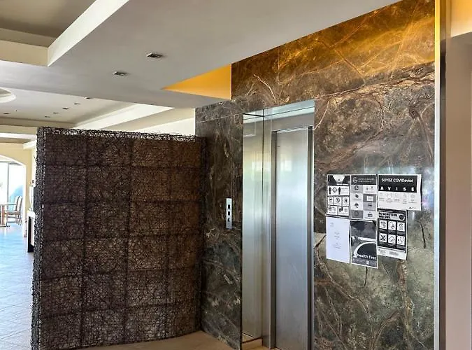 Afrodite Néoi Póroi